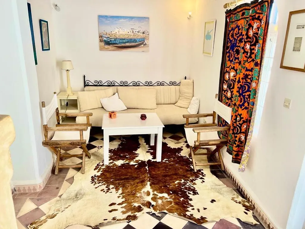 Riad De La Mer As-Sawíra Aparthotel